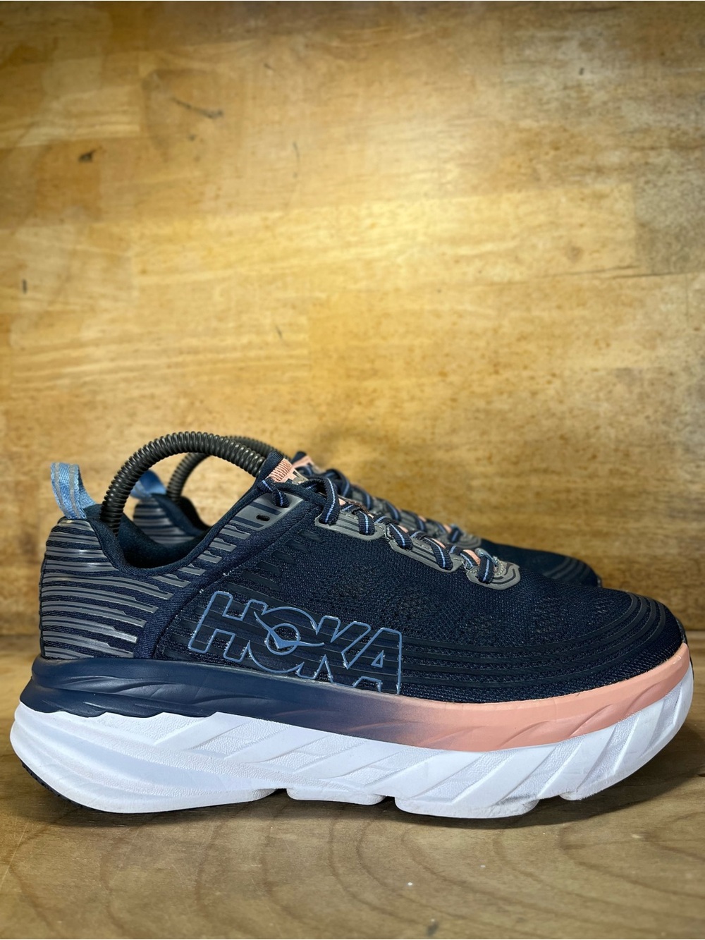 Hoka One One Bondi 6 Womens Size 7.5 Wide Running Shoes Sneakers Blue
